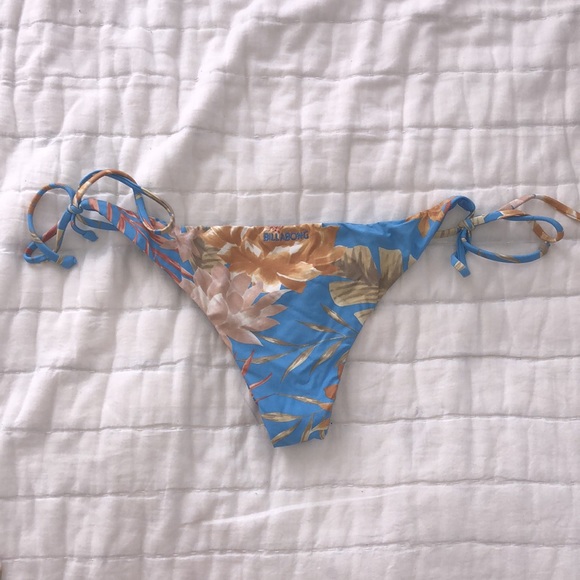 Billabong Blue and Floral Bikini Set - Picture 3 of 3